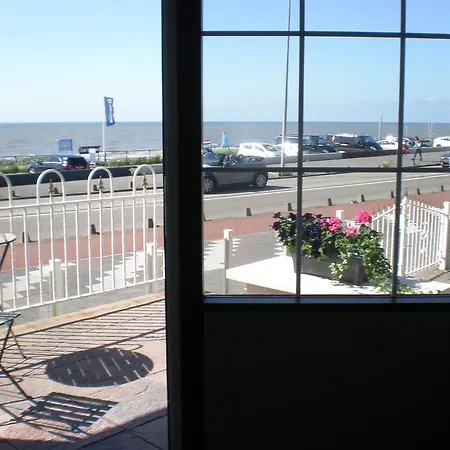 Beach Location Studio
